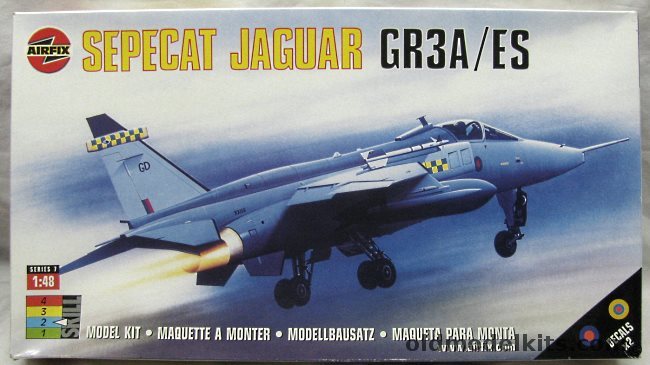 Airfix 1/48 Sepecat Jaguar GR3A / Jaguar International ES - RAF No. 54 Squadron Coltishall IK 1998 / Equadro FAE EdC 2111 Grupo 211 Taura Air Bace 1999, 07104 plastic model kit